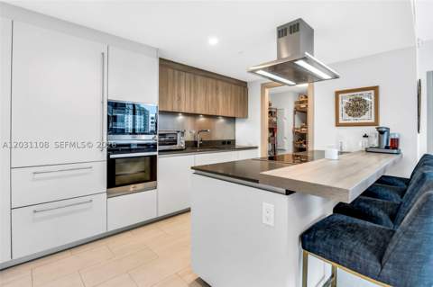 1000 Brickell Plz 4609, Miami FL - photo 23 of 90