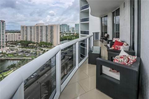 15811 Collins Ave 1105, Sunny Isles Beach FL - photo 14 of 32