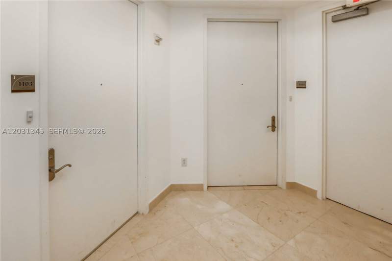 2 bedroom Condominium at 15811 Collins Ave 1105, Tdr Tower III Condo, Sunny Isles Beach — photo 2