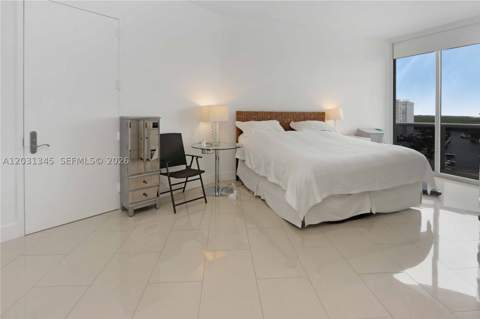 15811 Collins Ave 1105, Sunny Isles Beach FL - photo 22 of 32