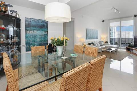 15811 Collins Ave 1105, Sunny Isles Beach FL - photo 6 of 32