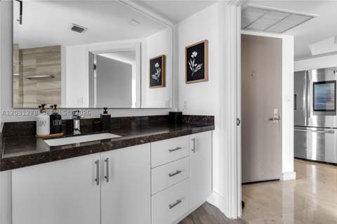 1750 N Bayshore Dr 4414, Miami FL - photo 17 of 37