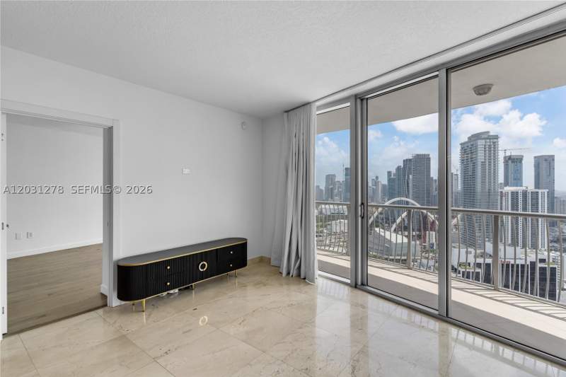 2 bedroom Condominium at 1750 N Bayshore Dr 4414, Opera Tower Condo, Miami — photo 5