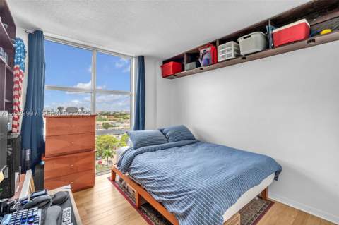 900 SW 8th St 1103, Miami FL - photo 11 of 17
