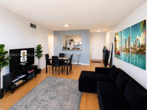 900 SW 8th St 1103, Miami FL - photo 6 of 17