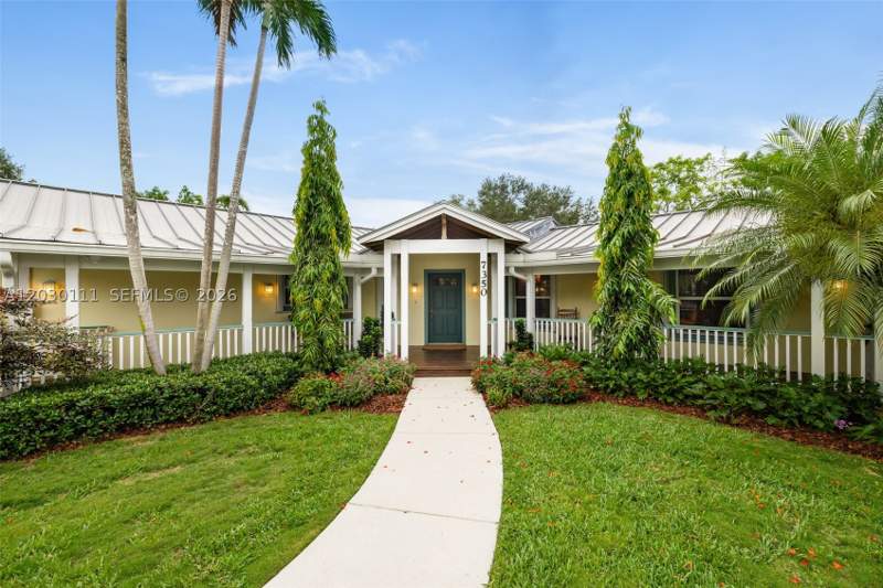 4 bedroom SingleFamilyResidence at 7350 SW 129th St, Phyllis Sub, Pinecrest — photo 2