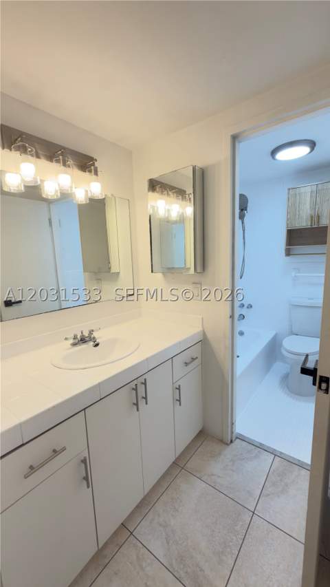3660 NE 166th St 805, North Miami Beach FL - photo 16 of 17