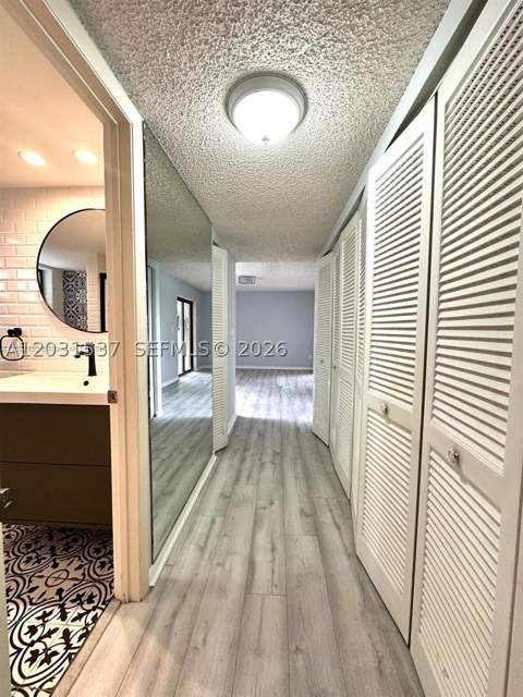 601 Ives Dairy Rd 401-8, Miami FL - photo 12 of 63