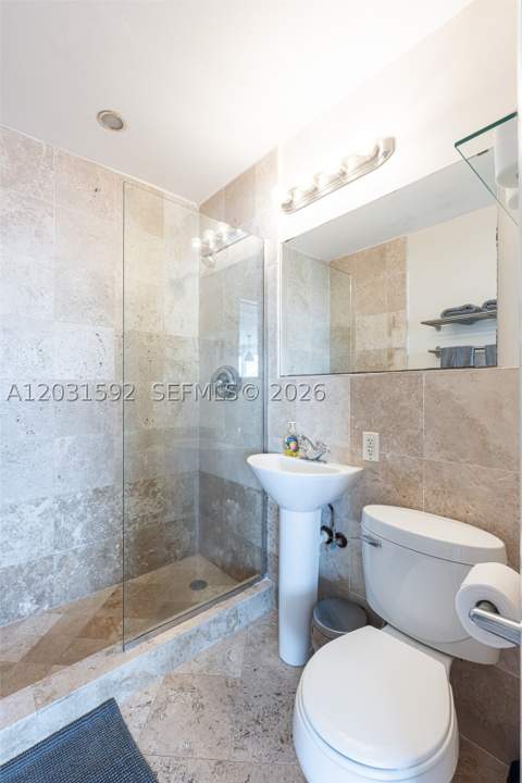 420 15th St 307, Miami Beach FL - photo 19 of 25