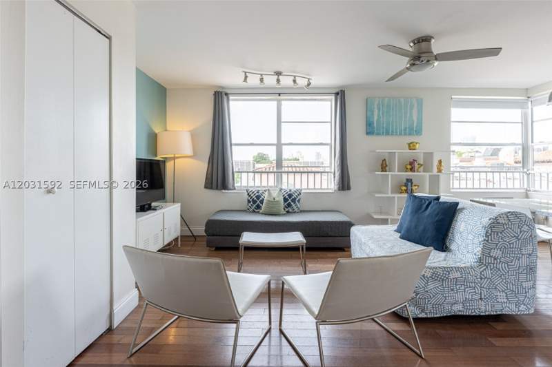 1 bedroom Condominium at 420 15th St 307, South Beach Hudson Condo, Miami Beach — photo 4