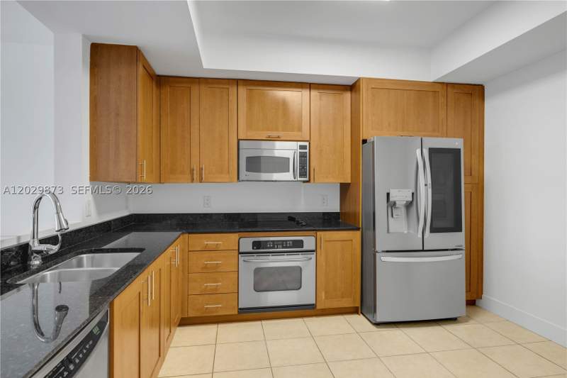 2 bedroom Condominium at 3340 NE 190th St 503, Aventura Marina Condo Num, Aventura — photo 2