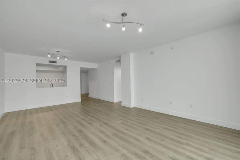 2 bedroom Condominium at 3340 NE 190th St 503, Aventura Marina Condo Num, Aventura — photo 4