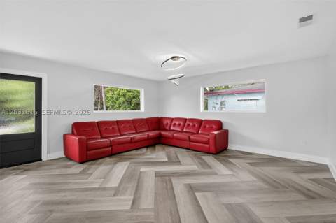1695 NE 160th St, North Miami Beach FL - photo 13 of 32
