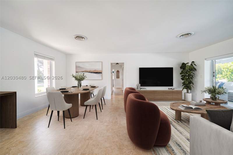 4 bedroom SingleFamilyResidence at 10600 SW 80th Ct, Ehmann Homesites, Miami — photo 3
