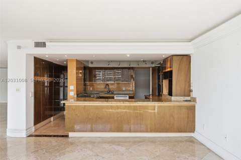 3 Grove Isle Dr C605, Miami FL - photo 8 of 39