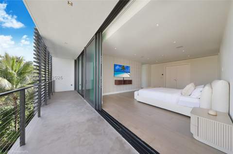 420 N Hibiscus Dr, Miami Beach FL - photo 19 of 37