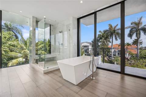 420 N Hibiscus Dr, Miami Beach FL - photo 22 of 37