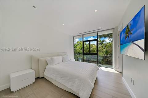 420 N Hibiscus Dr, Miami Beach FL - photo 24 of 37