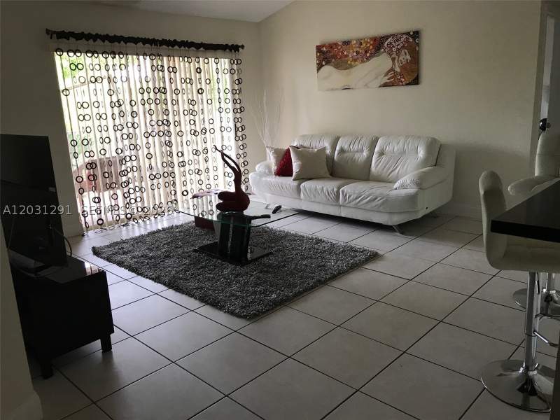 2 bedroom Condominium at 10610 SW 158th Ct 303, Royal Palm Place, Miami — photo 5