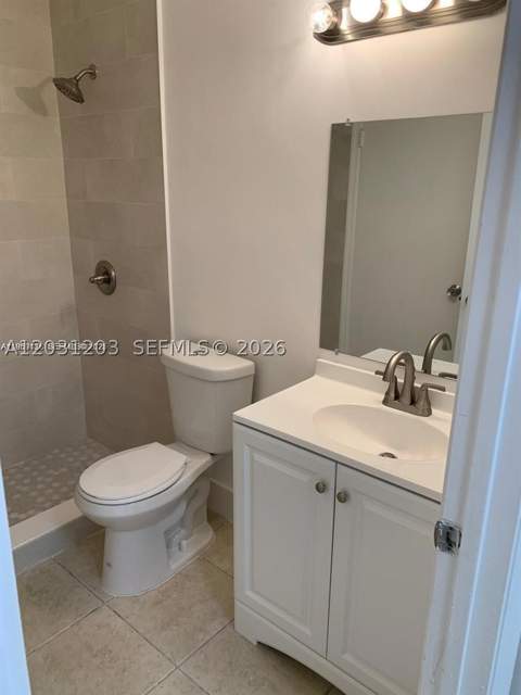 15780 SW 106th Ter 306, Miami FL - photo 15 of 21