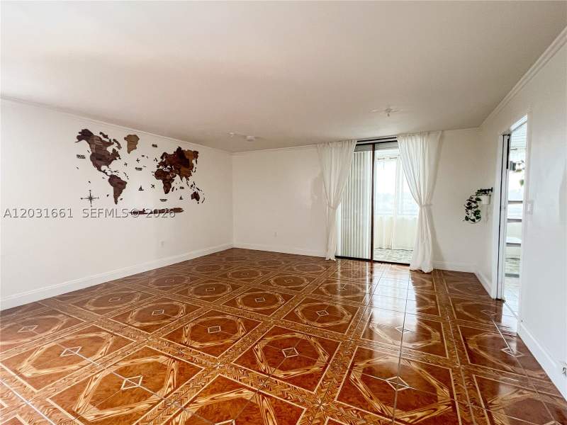 2 bedroom Condominium at 671 NE 195th St 425-E, Cedar Glenn Condo Apts Ea, Miami — photo 4