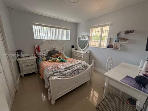 10030 SW 213th Ter, Cutler Bay FL - photo 17 of 28