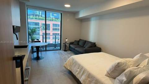 121 NE 5th St 1012A, Miami FL - photo 10 of 27