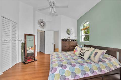 2850 Coconut Ave 15, Miami FL - photo 20 of 32