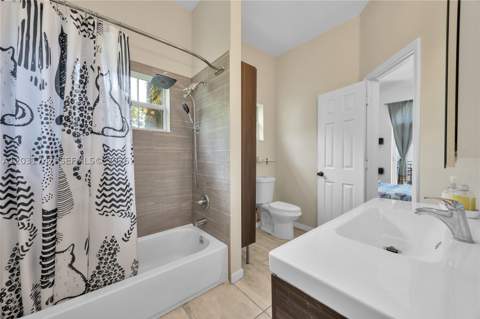 2850 Coconut Ave 15, Miami FL - photo 21 of 32