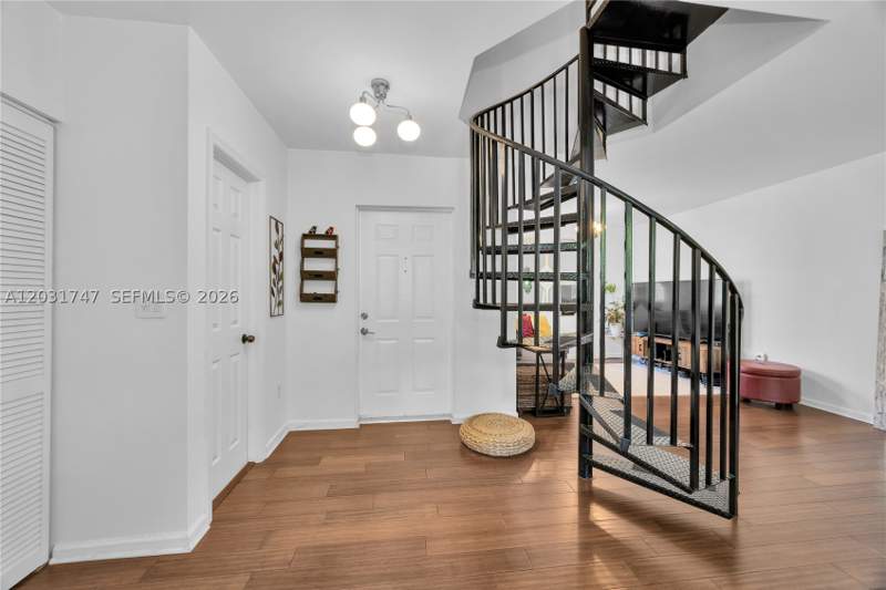 2 bedroom Condominium at 2850 Coconut Ave 15, Marbella Villas Condo, Miami — photo 5