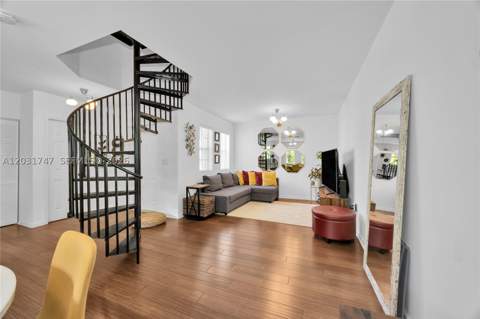 2850 Coconut Ave 15, Miami FL - photo 8 of 32