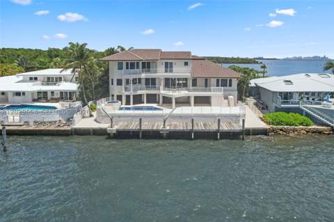 750 Lugo Ave, Coral Gables FL - photo 6 of 45