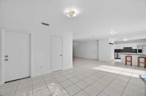 27277 SW 121st Court, Homestead FL - photo 10 of 57