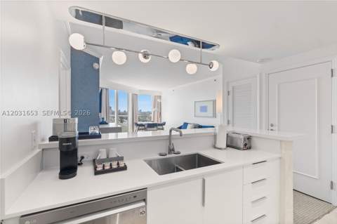 4401 Collins Av 1206, Miami Beach FL - photo 12 of 66