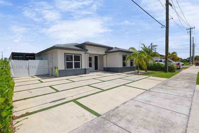 3 bedroom SingleFamilyResidence at 13063 SW 256th St, Vessel, Homestead — photo 3