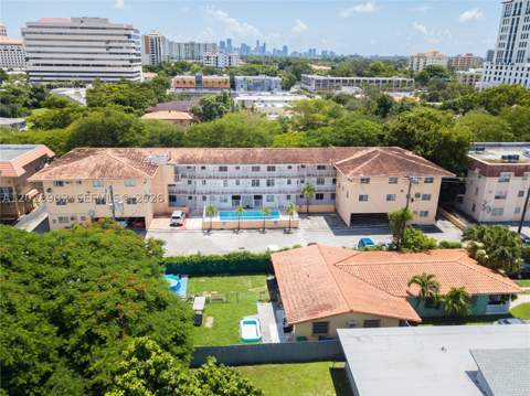1014 Salzedo St 101, Coral Gables FL - photo 11 of 11