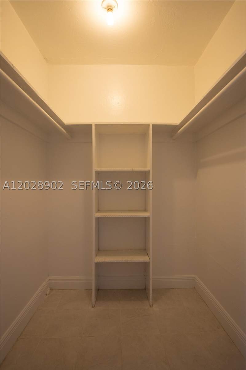 1 bedroom Condominium at 1014 Salzedo St 101, Salzedo In The Gables Con, Coral Gables — photo 3