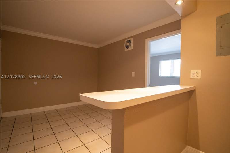 1 bedroom Condominium at 1014 Salzedo St 101, Salzedo In The Gables Con, Coral Gables — photo 4