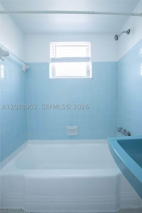 1014 Salzedo St 101, Coral Gables FL - photo 7 of 11