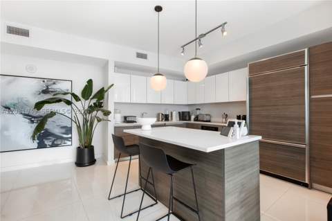 1100 S Miami Ave 3810, Miami FL - photo 8 of 19