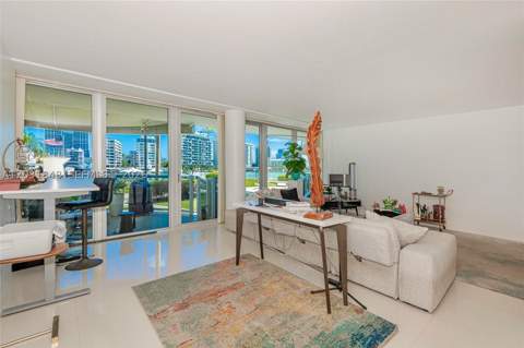 900 Bay Dr 122, Miami Beach FL - photo 10 of 41
