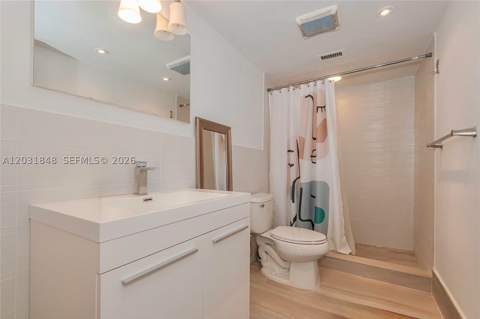 900 Bay Dr 122, Miami Beach FL - photo 20 of 41