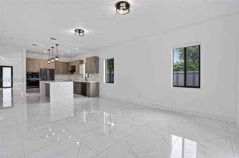 8500 SW 198th St, Cutler Bay FL - photo 10 of 33