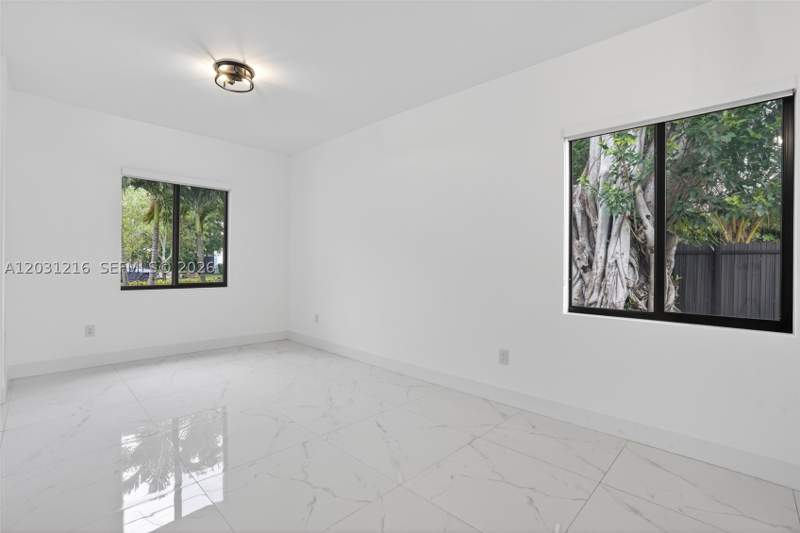 4 bedroom SingleFamilyResidence at 8500 SW 198th St, Silver Pines, Cutler Bay — photo 5