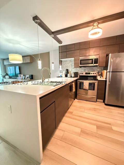 100 Bayview Dr 912, Sunny Isles Beach FL - photo 7 of 24
