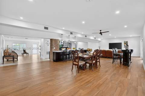 13463 SW 66th Ter, Miami FL - photo 14 of 65