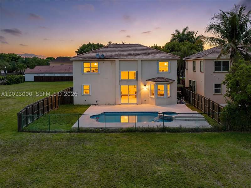 4 bedroom SingleFamilyResidence at 1730 SE 20th Ter, Shores At Keys Gate, Homestead — photo 3