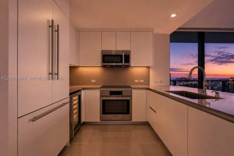 88 SW 7th St 2302, Miami FL - photo 6 of 25