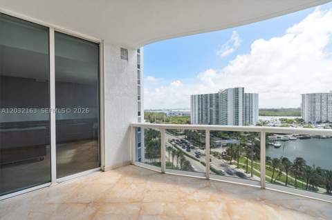 15901 Collins Ave 904, Sunny Isles Beach FL - photo 17 of 47