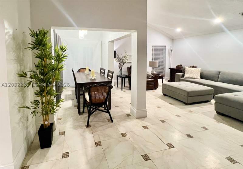 2 bedroom SingleFamilyResidence at 11769 SW 92nd Ln, Las Casas At Kendall, Miami — photo 2